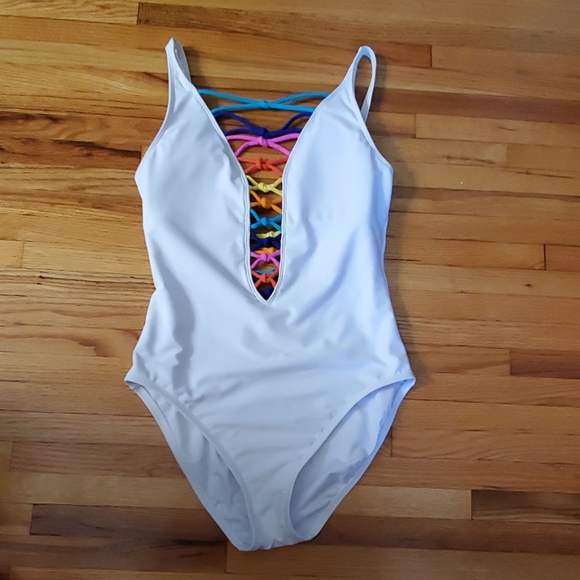 ****SOLD!****Bleu Rod Beattie swimsuit - Picture 3 of 4